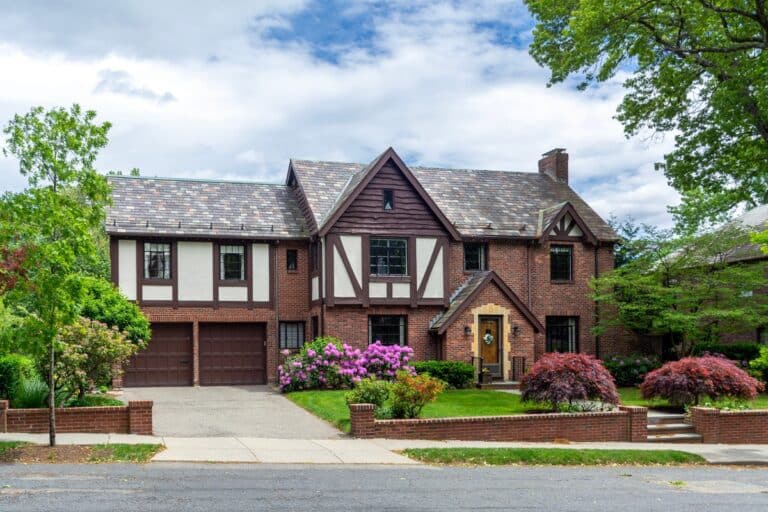 maison d'architecture tudor revival