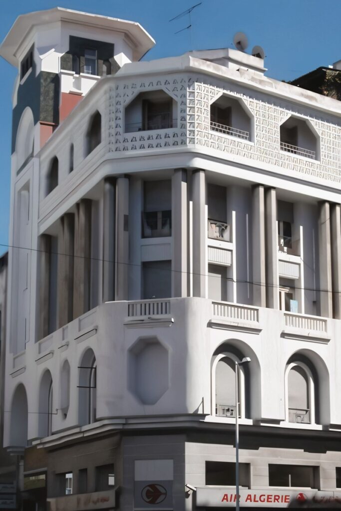 faça de l'immeuble El Glaoui à Casablanca