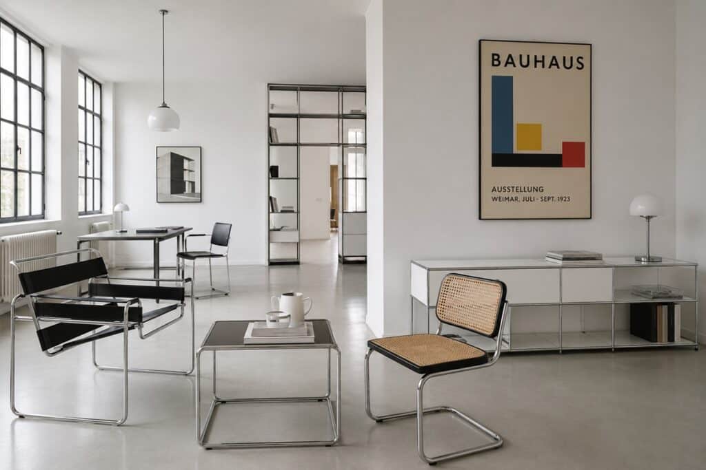 un intérieur épuré de style bauhaus