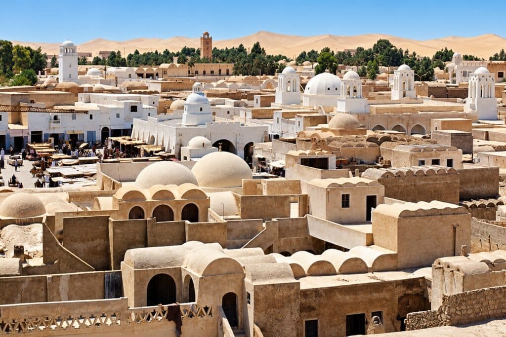 El Oued, la ville aux mille coupoles
