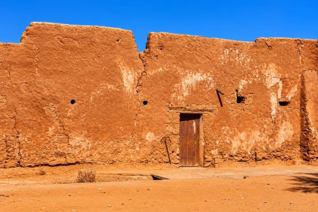 maison rouge à Timimoun