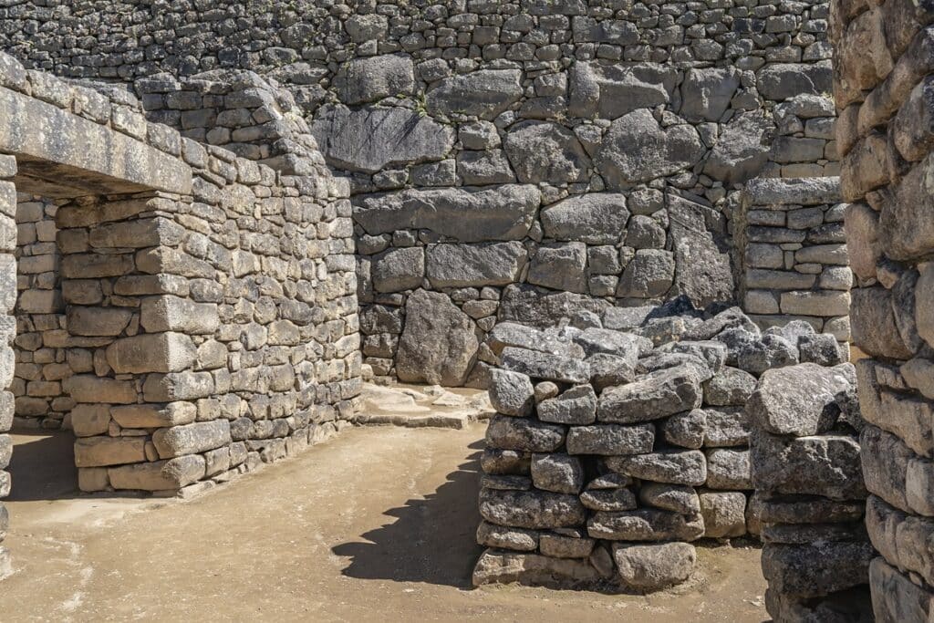 murs de pierre au Machu Picchu